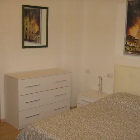 Flat In Milan 1-3